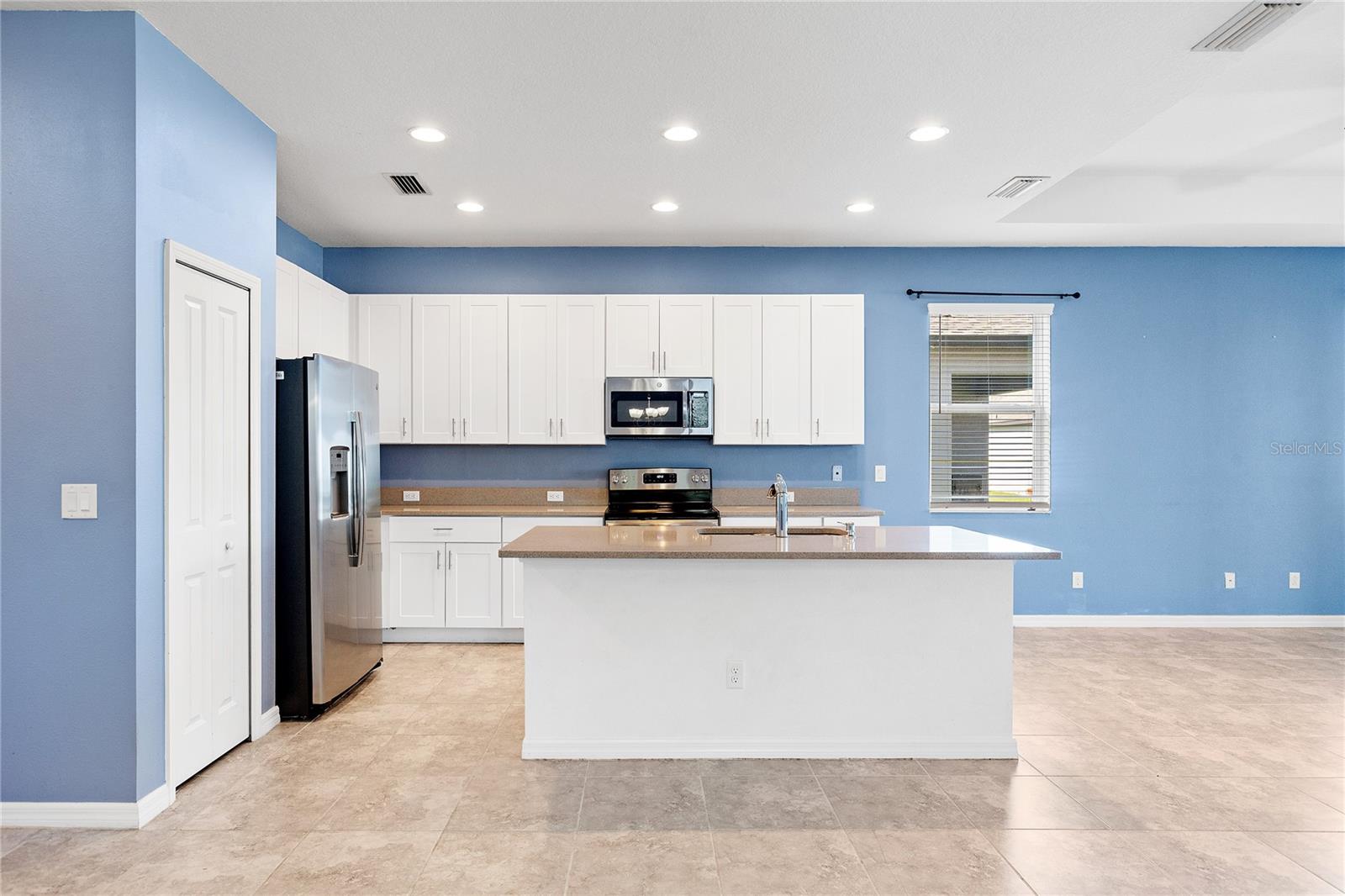 Image 5 of 33 For 8561 Whispering Street