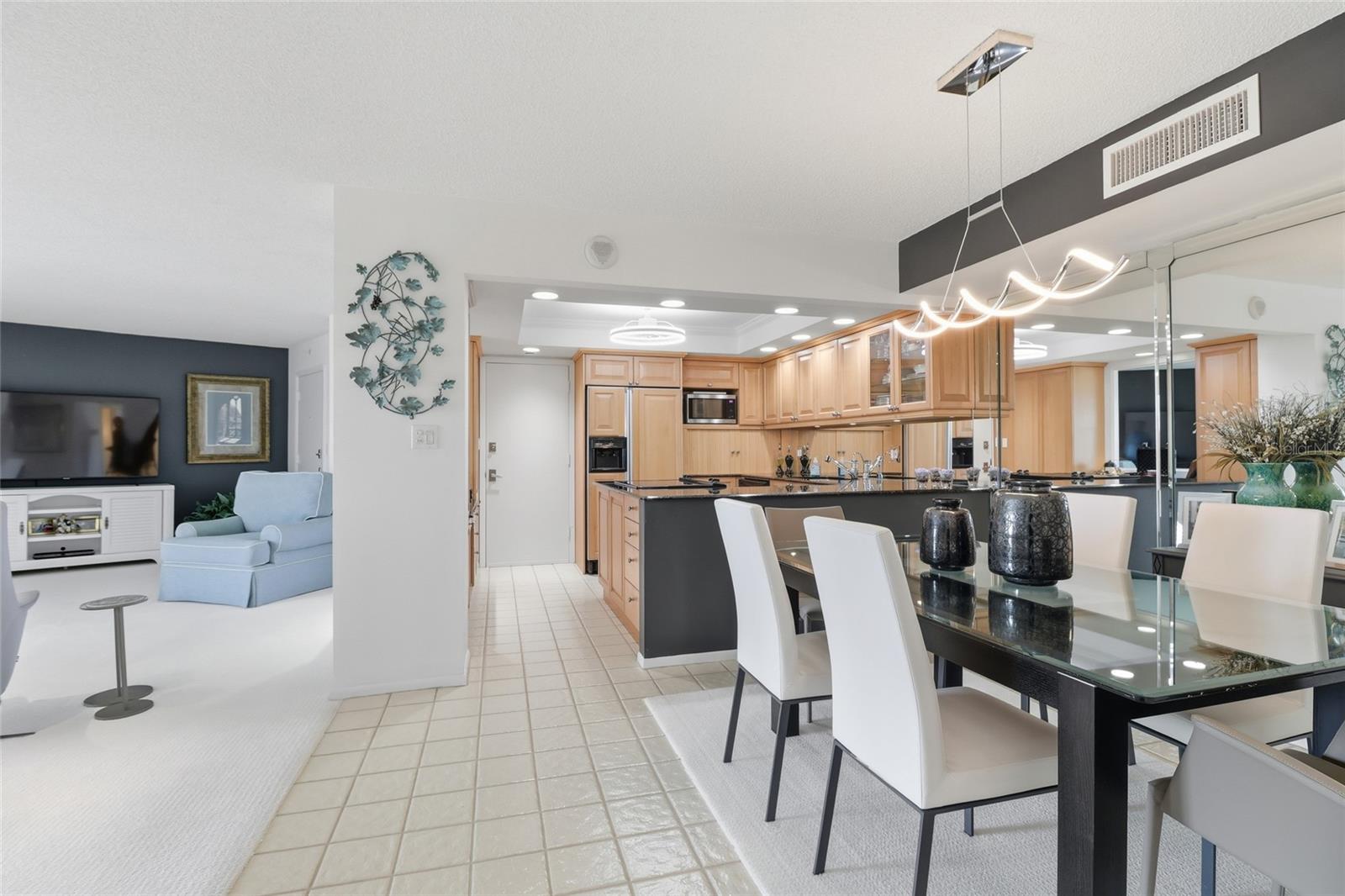 Image 11 of 41 For 2301 Gulf Of Mexico Drive 45n