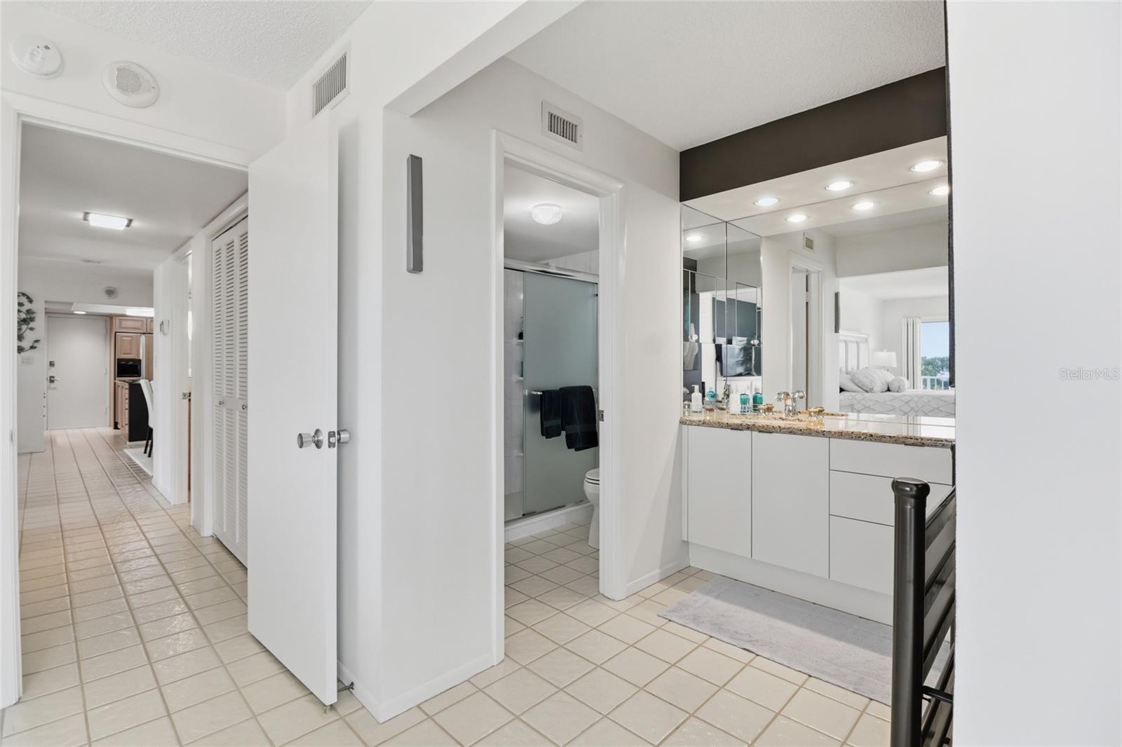 Image 15 of 41 For 2301 Gulf Of Mexico Drive 45n