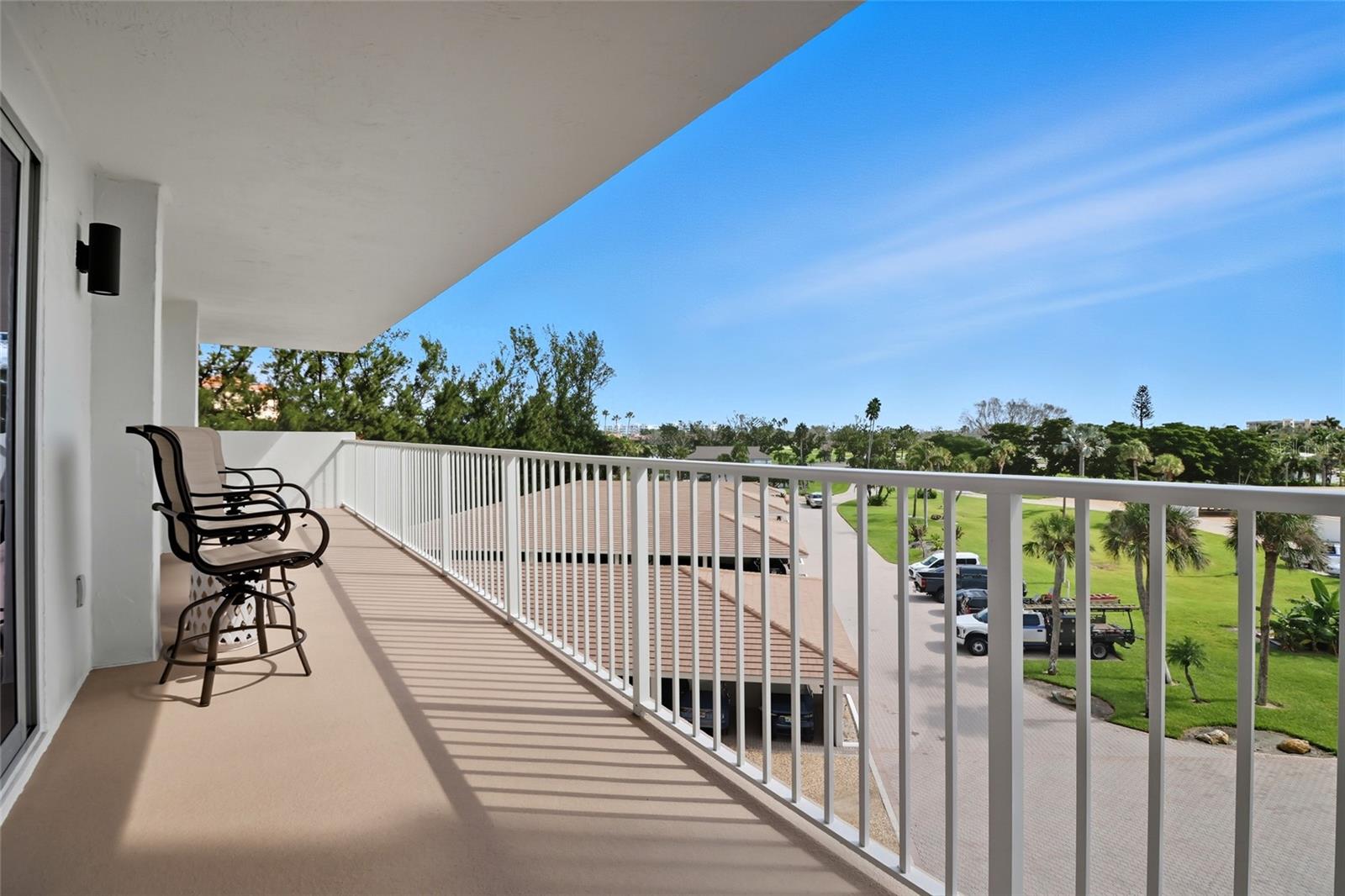 Image 18 of 41 For 2301 Gulf Of Mexico Drive 45n