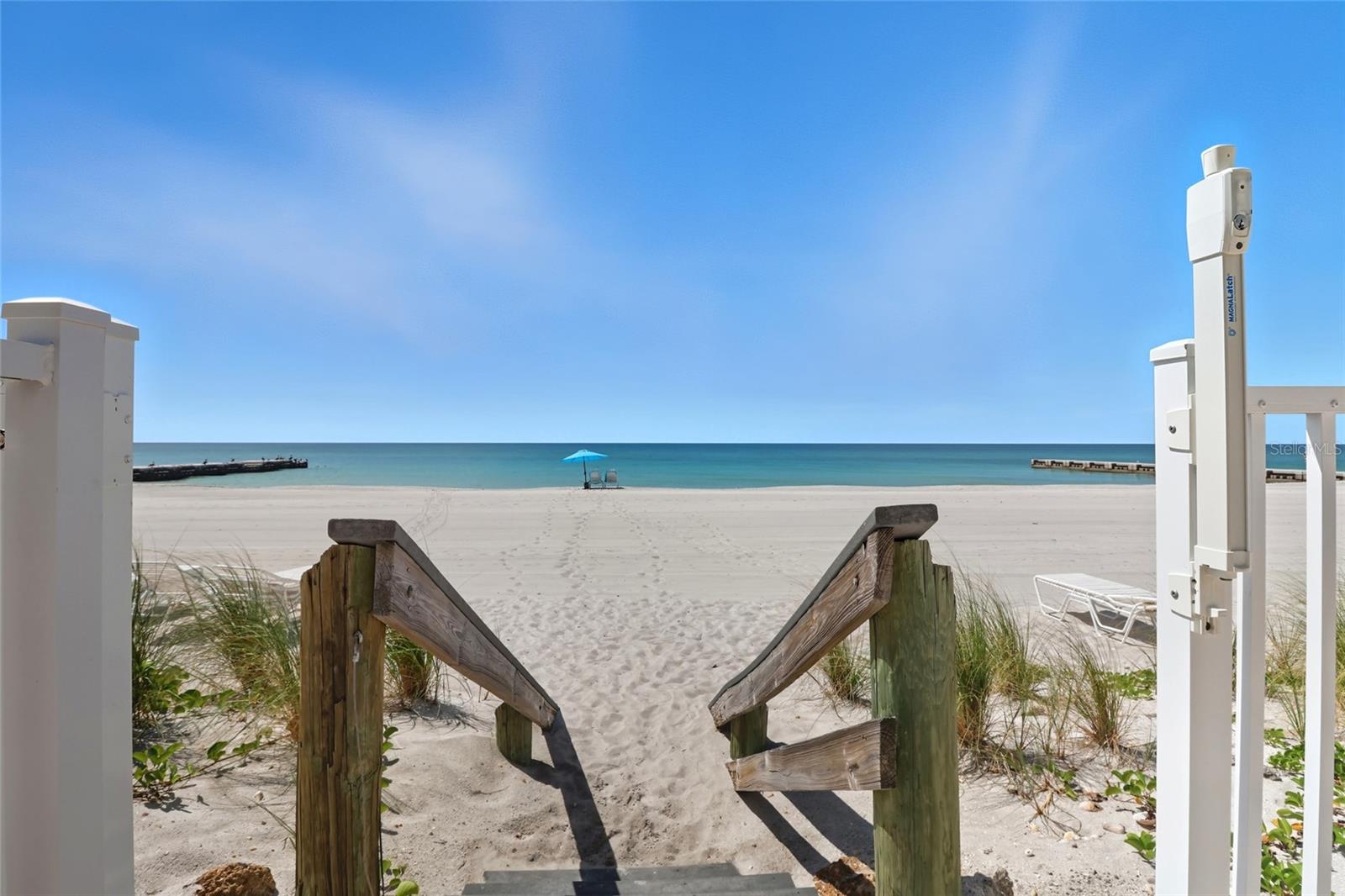 Image 22 of 41 For 2301 Gulf Of Mexico Drive 45n