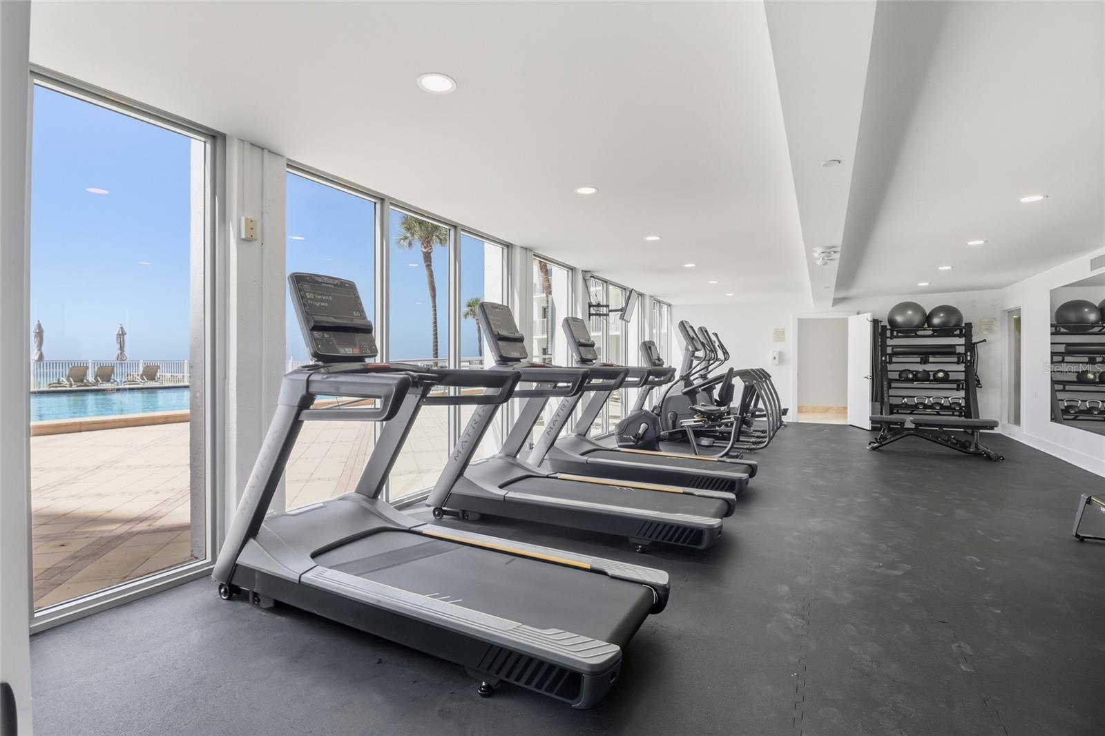 Image 24 of 41 For 2301 Gulf Of Mexico Drive 45n