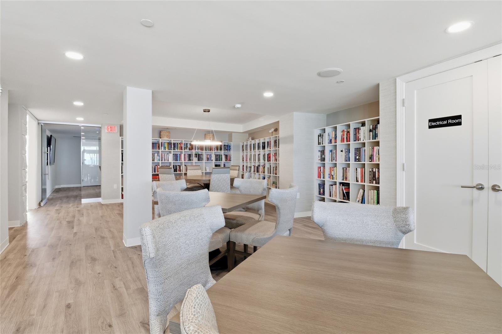 Image 29 of 41 For 2301 Gulf Of Mexico Drive 45n