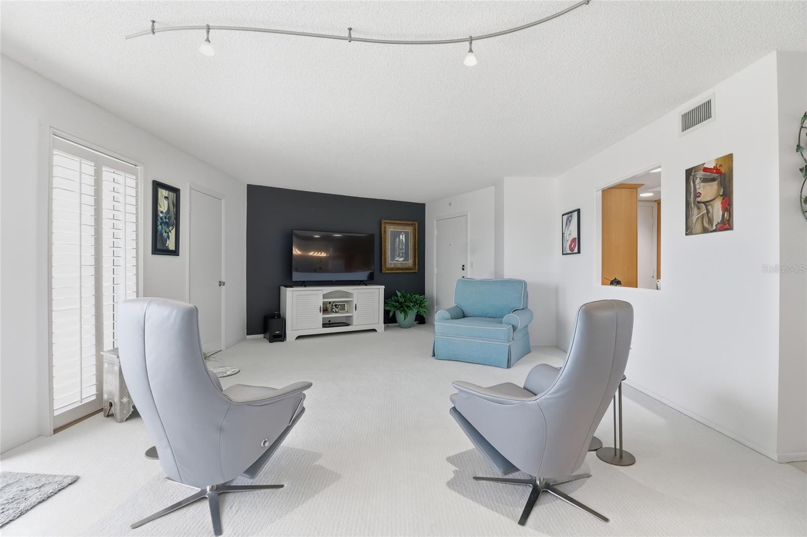 Image 6 of 41 For 2301 Gulf Of Mexico Drive 45n