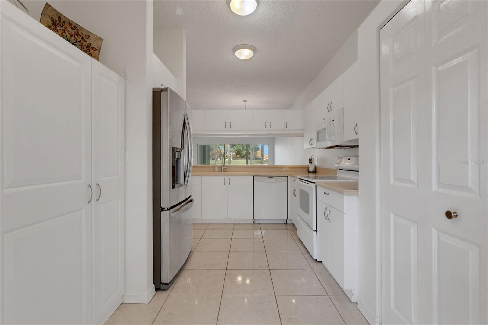 Image 17 of 54 For 4206 Caddie Drive E 103