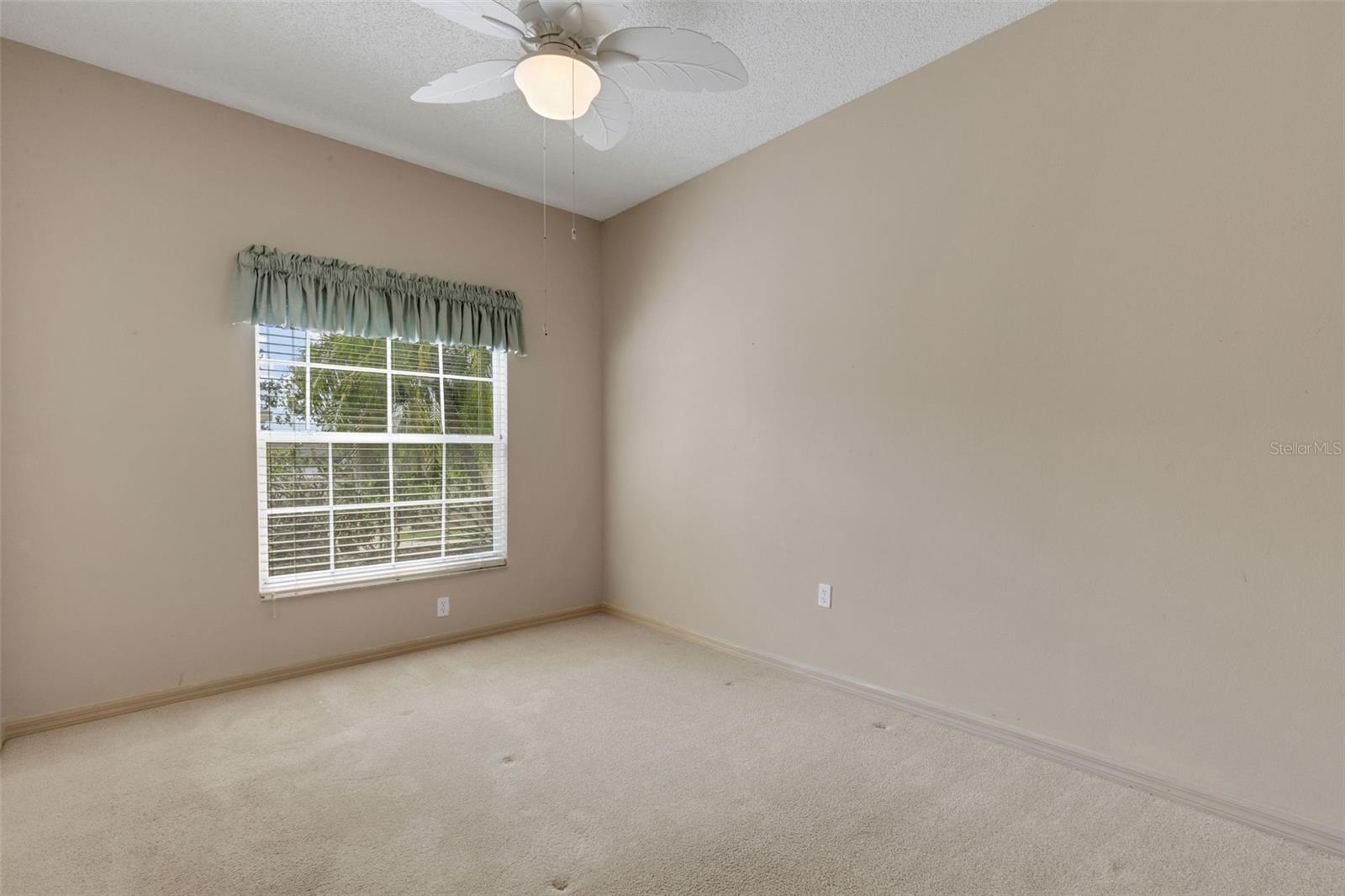 Image 24 of 54 For 4206 Caddie Drive E 103