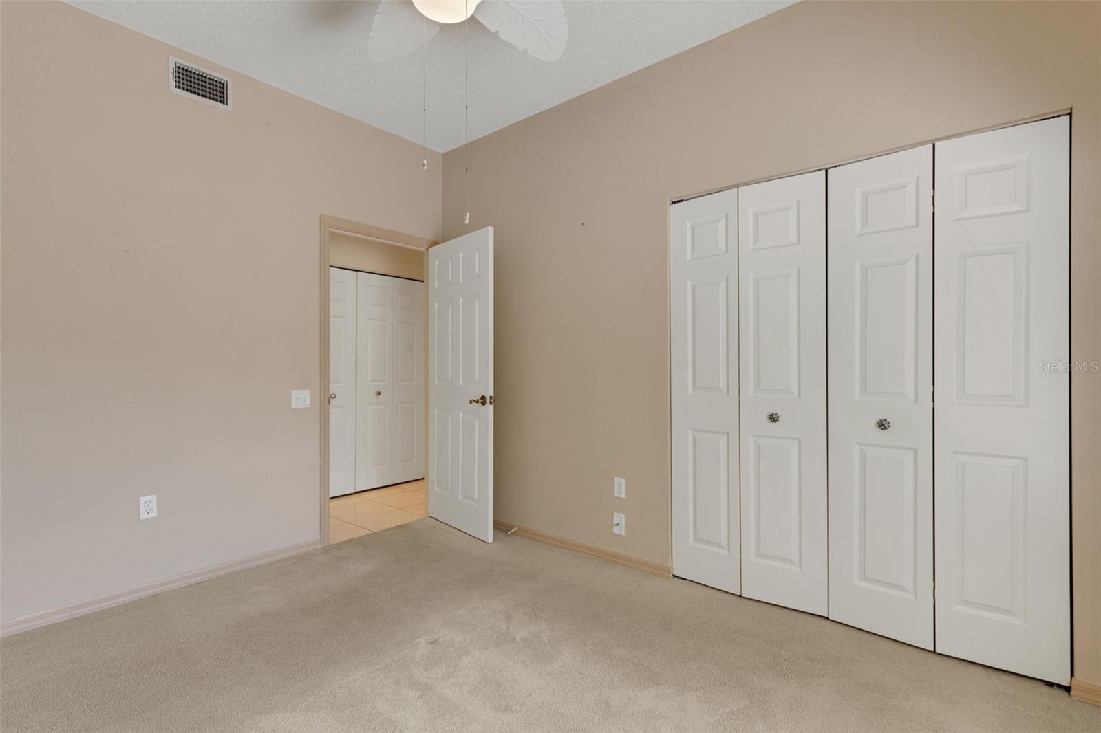 Image 26 of 54 For 4206 Caddie Drive E 103