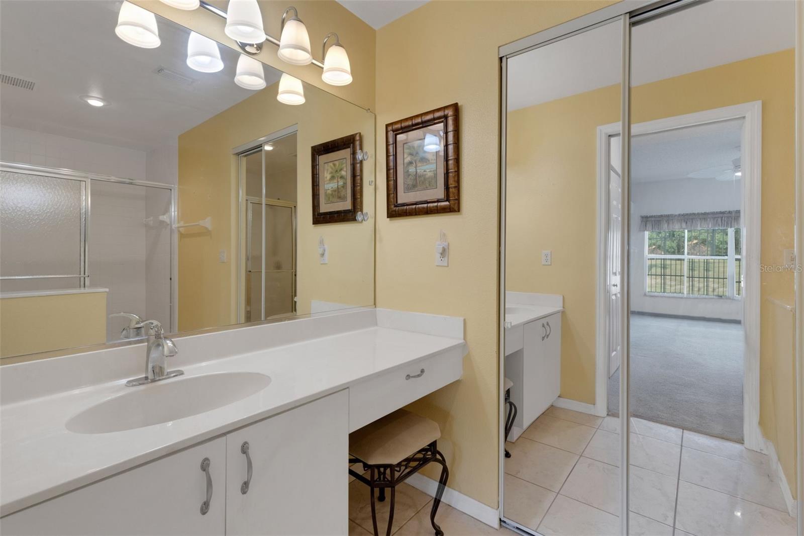 Image 34 of 54 For 4206 Caddie Drive E 103