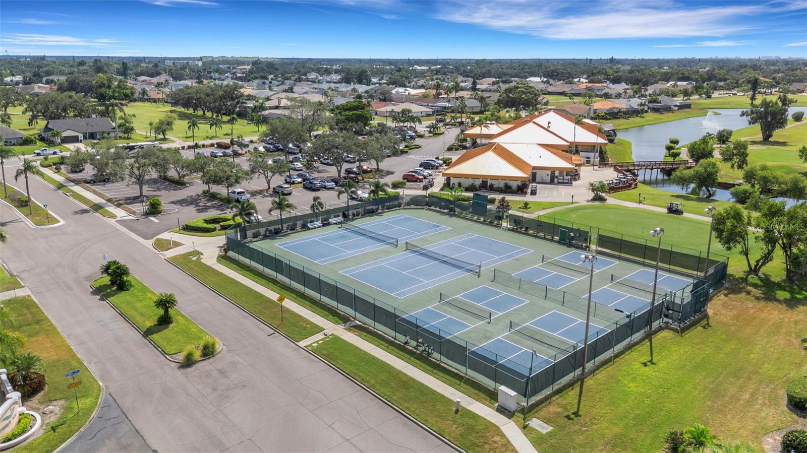 Image 49 of 54 For 4206 Caddie Drive E 103