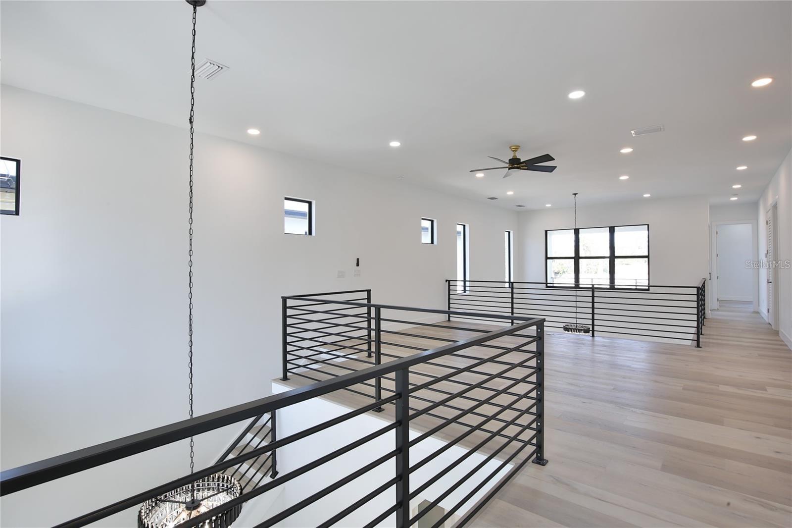 Image 37 of 59 For 2345 Oak Terrace