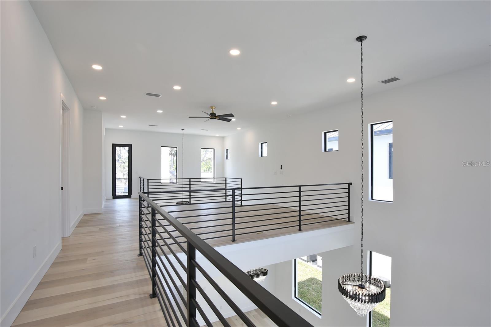 Image 40 of 59 For 2345 Oak Terrace