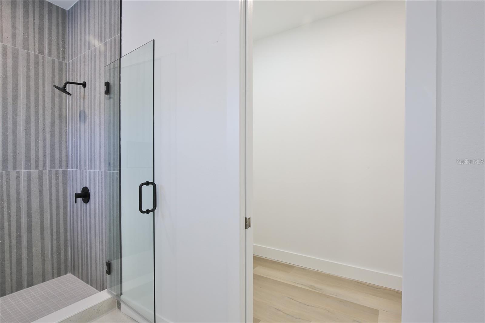 Image 49 of 59 For 2345 Oak Terrace