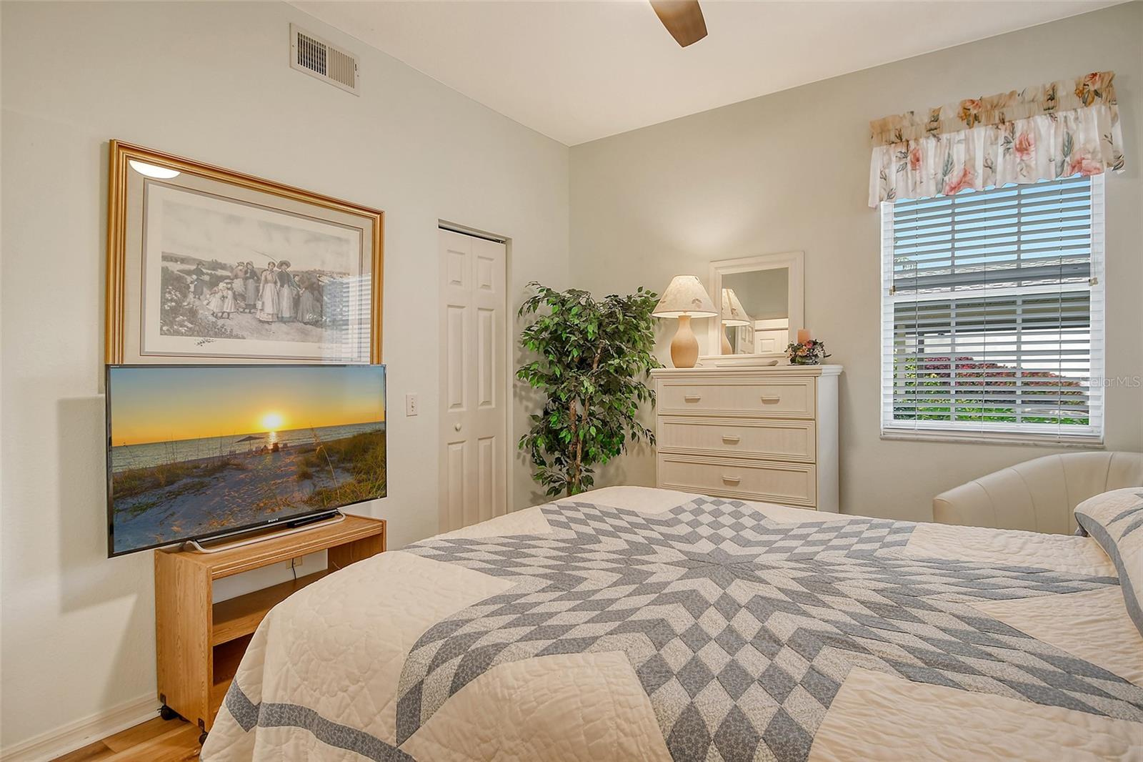 Image 26 of 58 For 4250 Players Place 2615