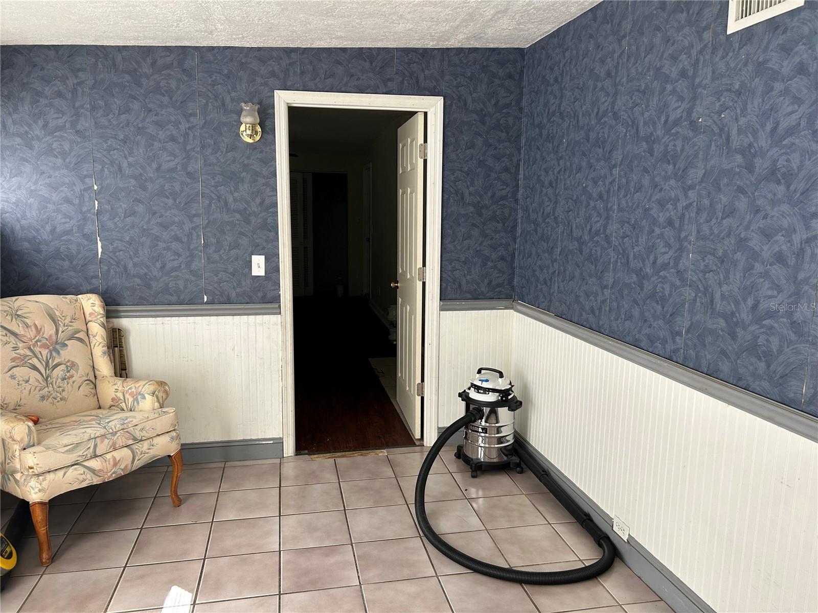 Image 10 of 15 For 2130 Olentary Street