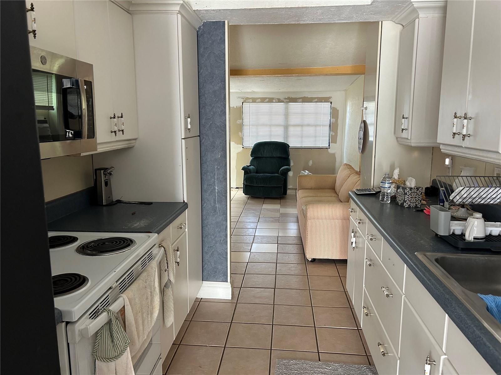 Image 9 of 15 For 2130 Olentary Street