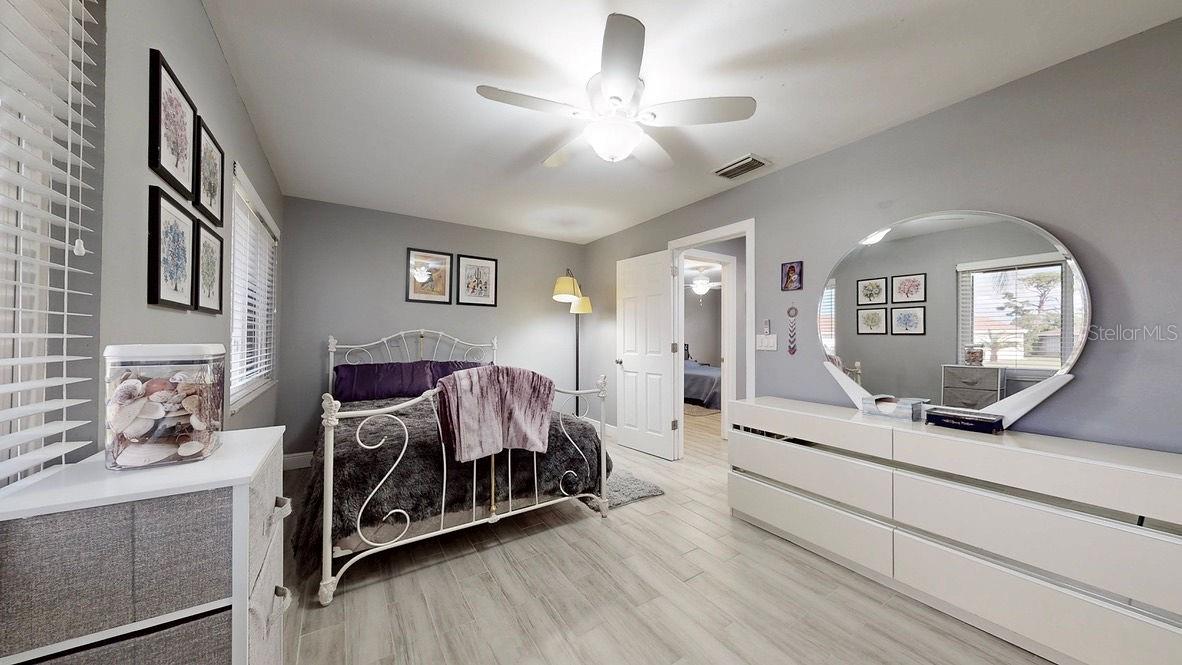 Image 17 of 24 For 6796 Electra Avenue