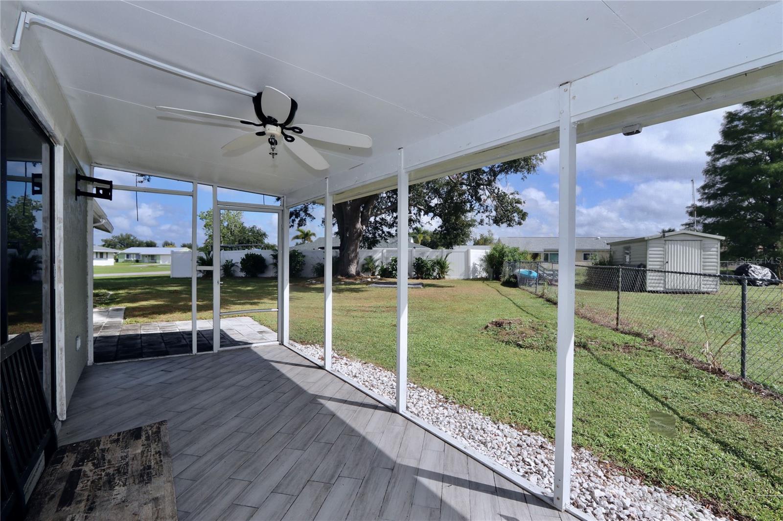 Image 6 of 24 For 6796 Electra Avenue