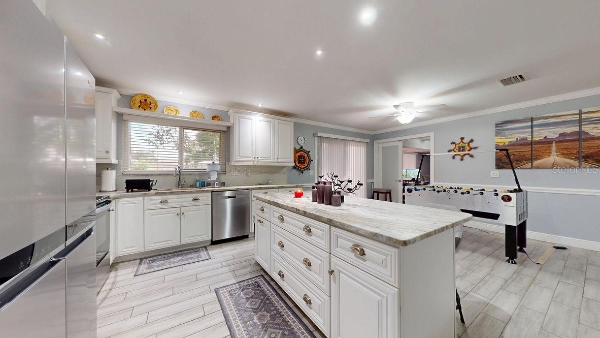 Image 8 of 24 For 6796 Electra Avenue