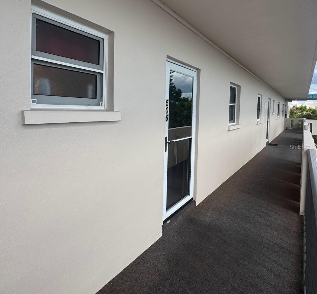 Image 4 of 22 For 3840 Ironwood Lane 506h