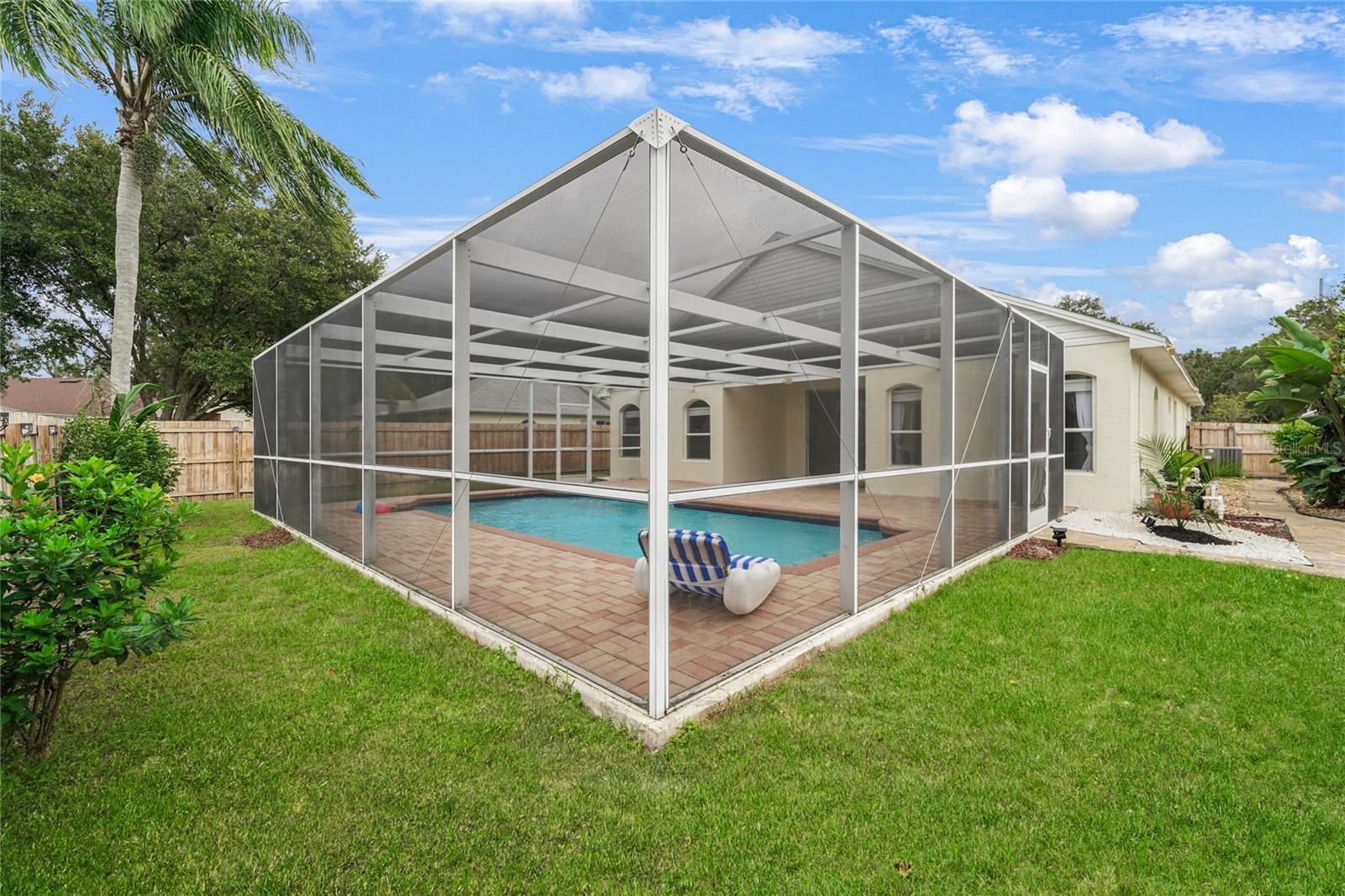 Listing photo id 27 for 1212 Lake Shore Ranch Drive