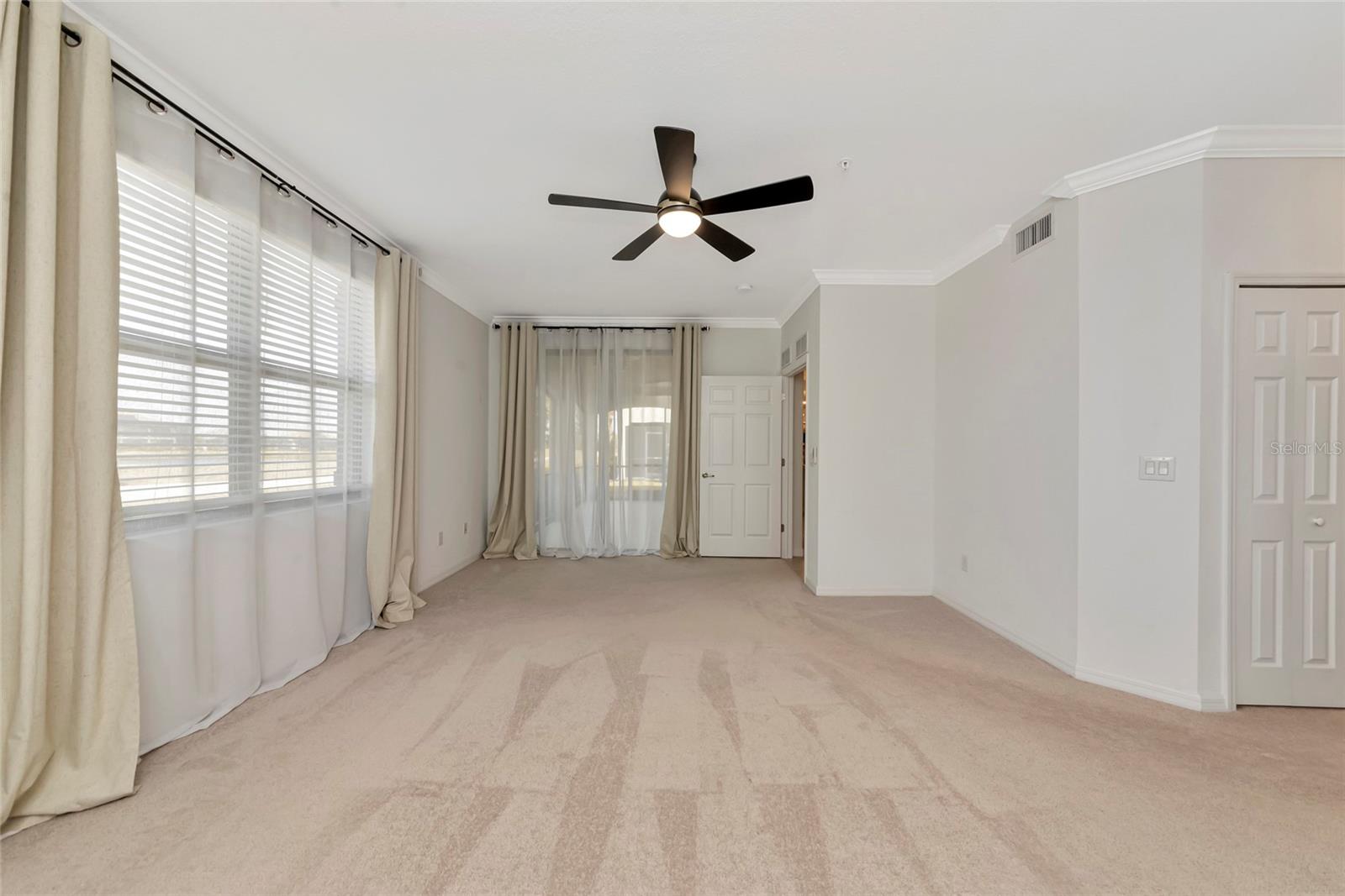 Image 19 of 46 For 6056 Worsham Lane 104