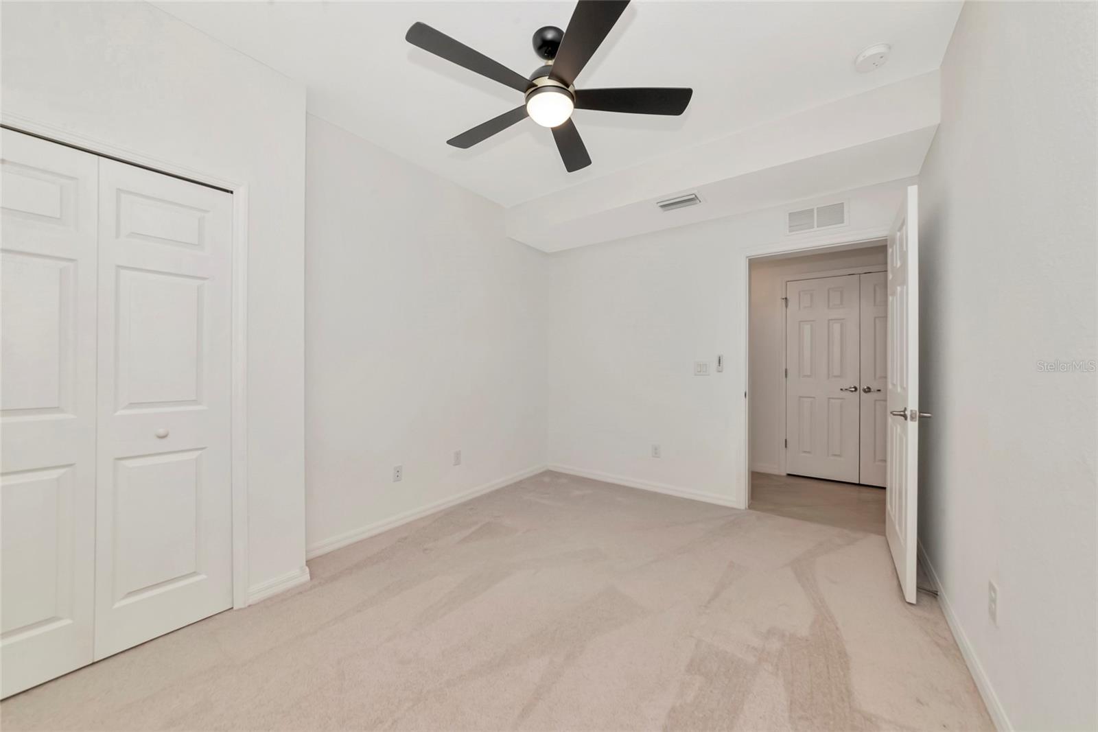 Image 23 of 46 For 6056 Worsham Lane 104