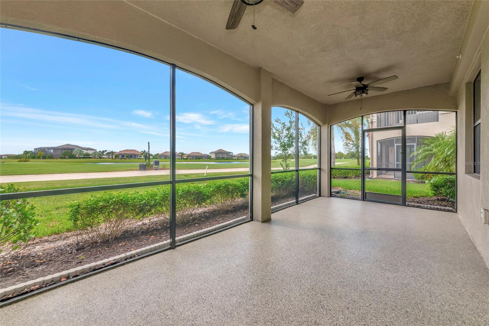 Image 36 of 46 For 6056 Worsham Lane 104