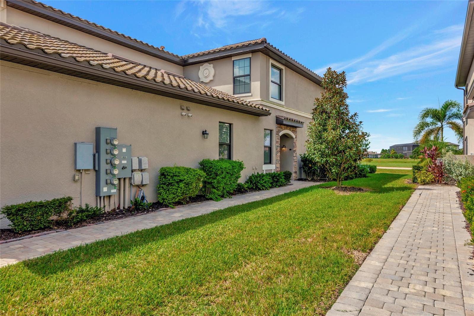 Image 4 of 46 For 6056 Worsham Lane 104