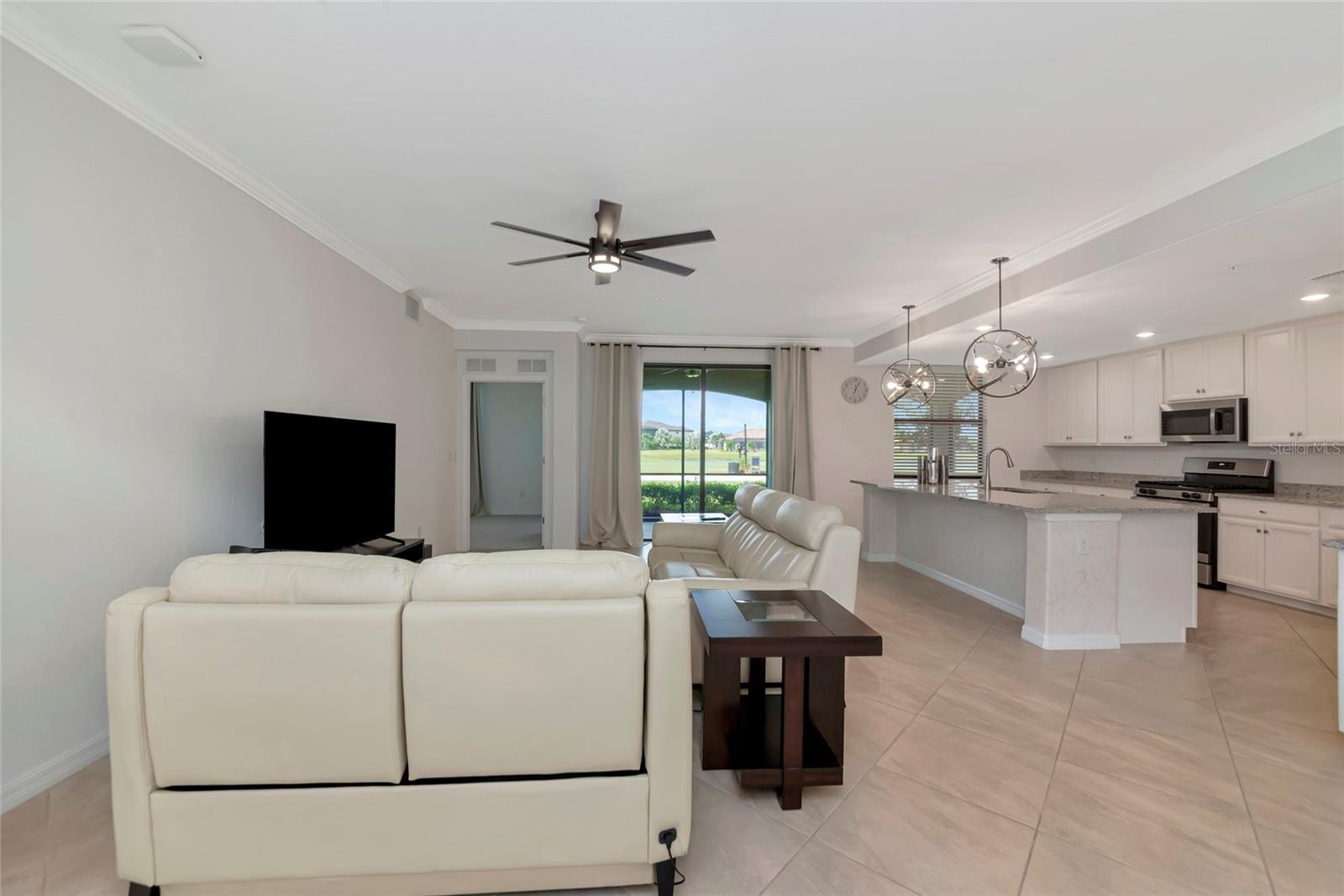 Image 7 of 46 For 6056 Worsham Lane 104