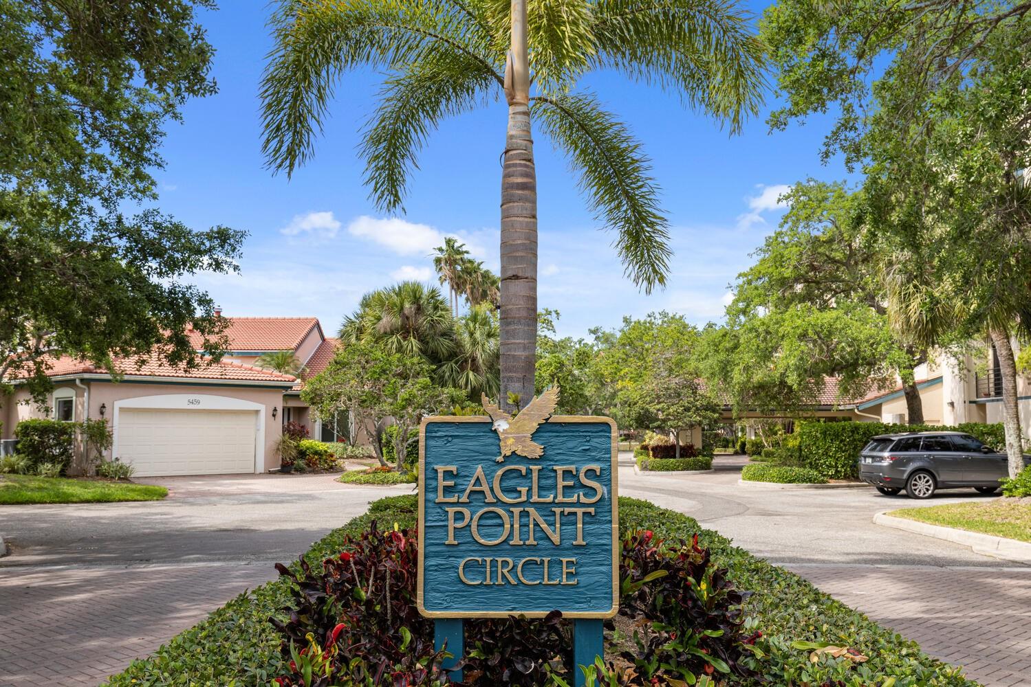 Image 33 of 52 For 5400 Eagles Point Circle 405