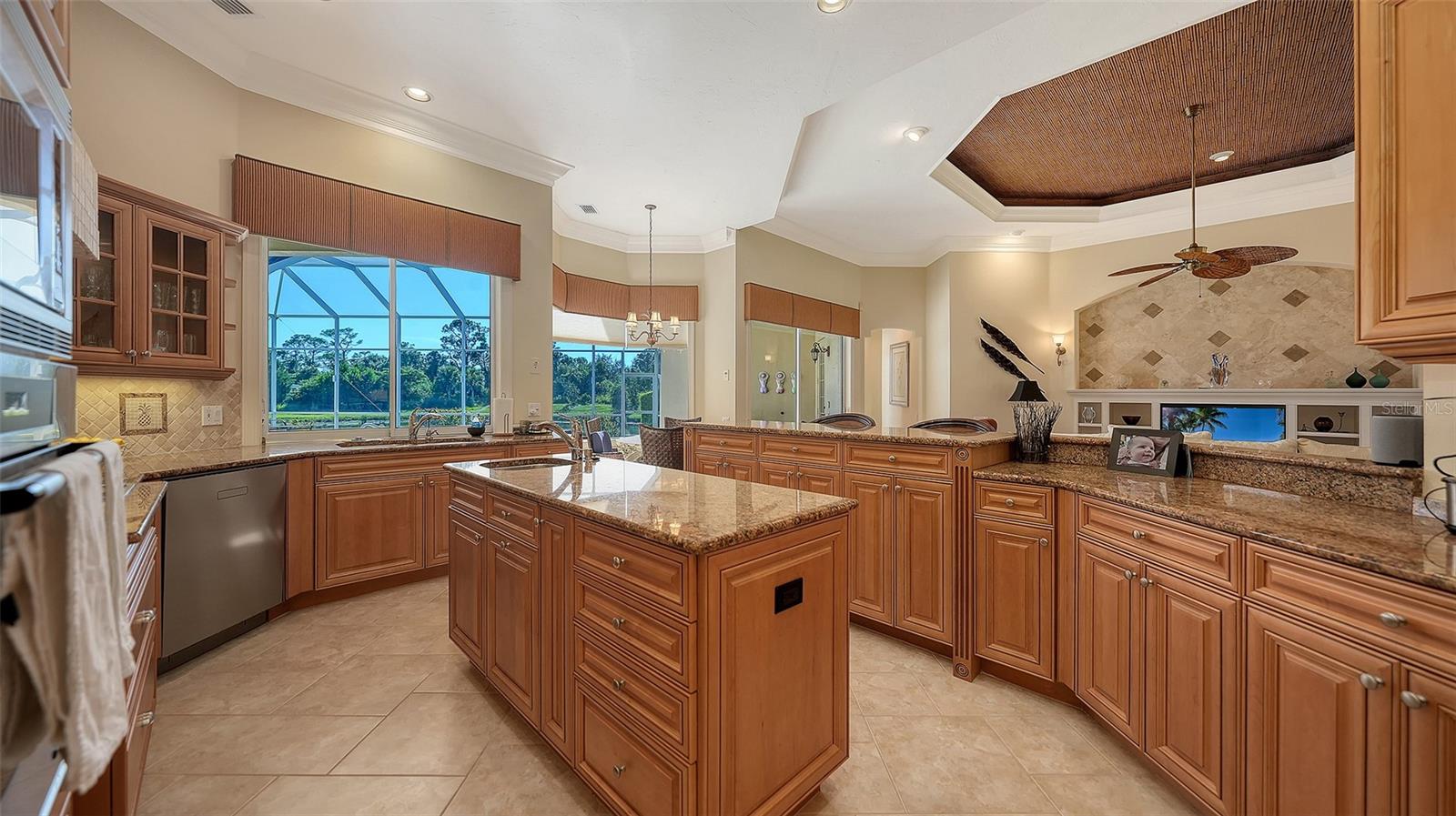 Image 17 of 66 For 8974 Wildlife Loop