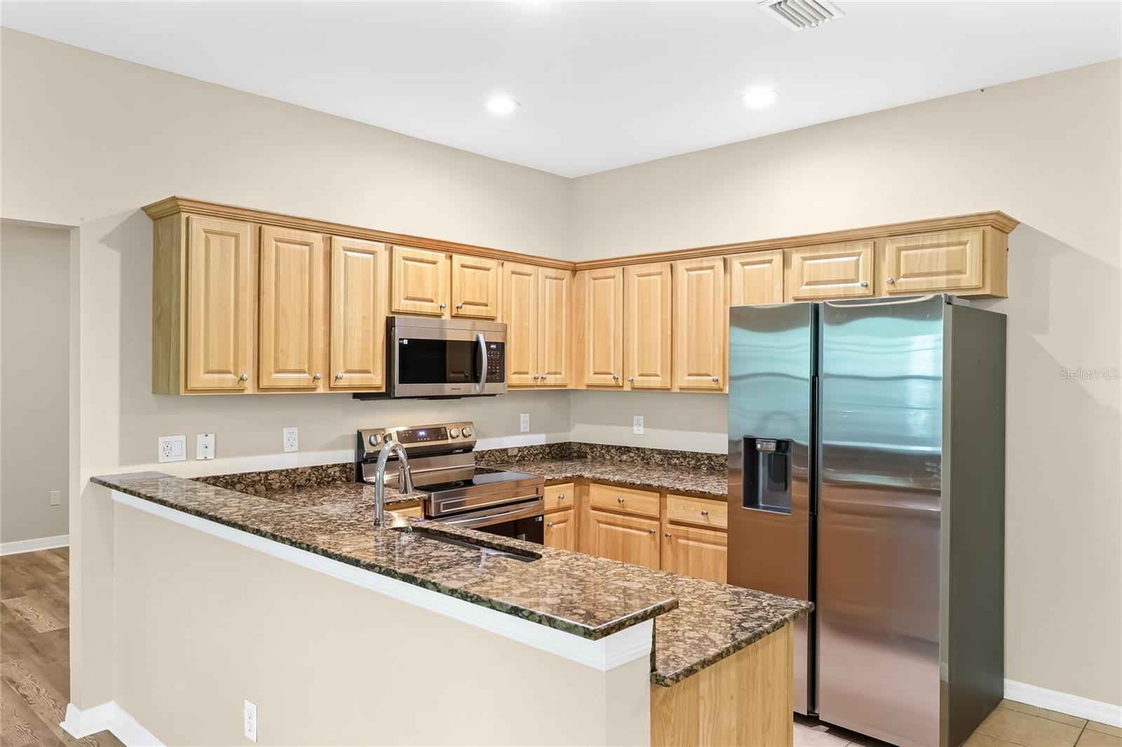 Image 16 of 32 For 2547 River Preserve Court