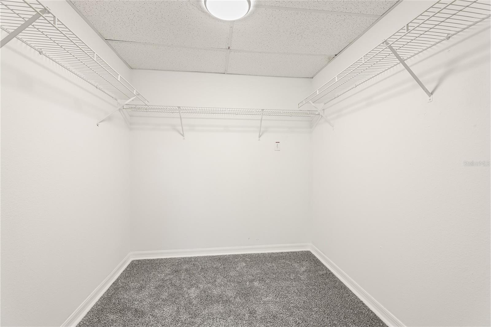 Image 22 of 32 For 2547 River Preserve Court