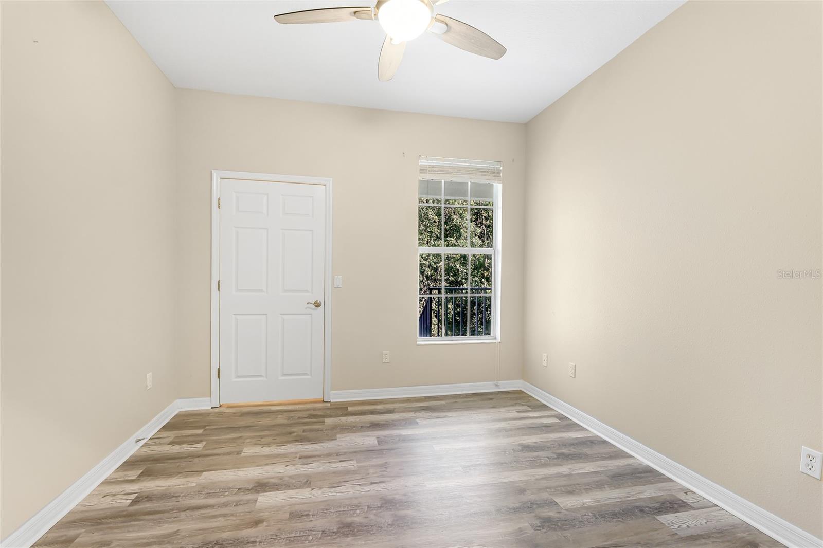 Image 27 of 32 For 2547 River Preserve Court