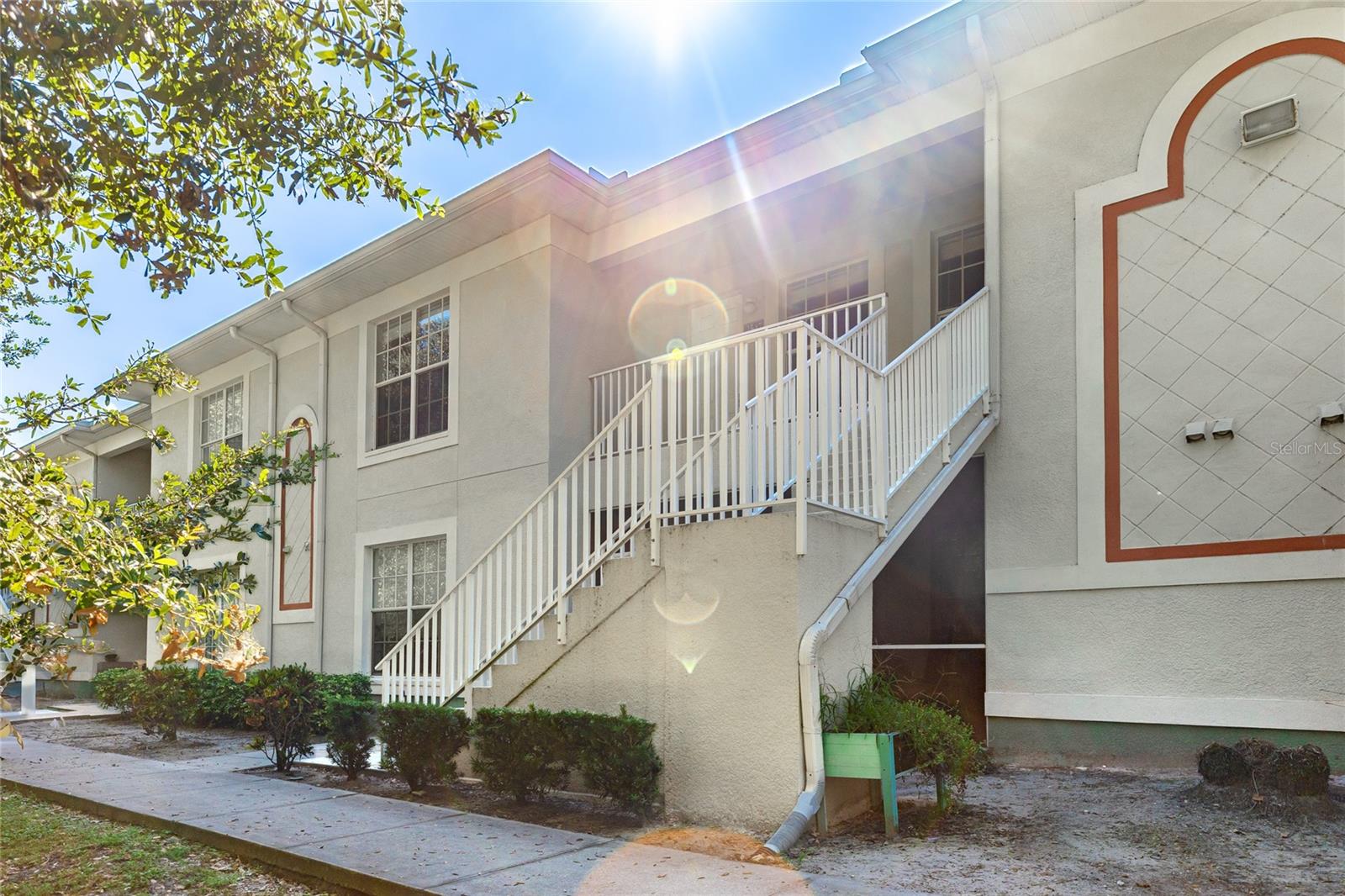 Image 8 of 32 For 2547 River Preserve Court