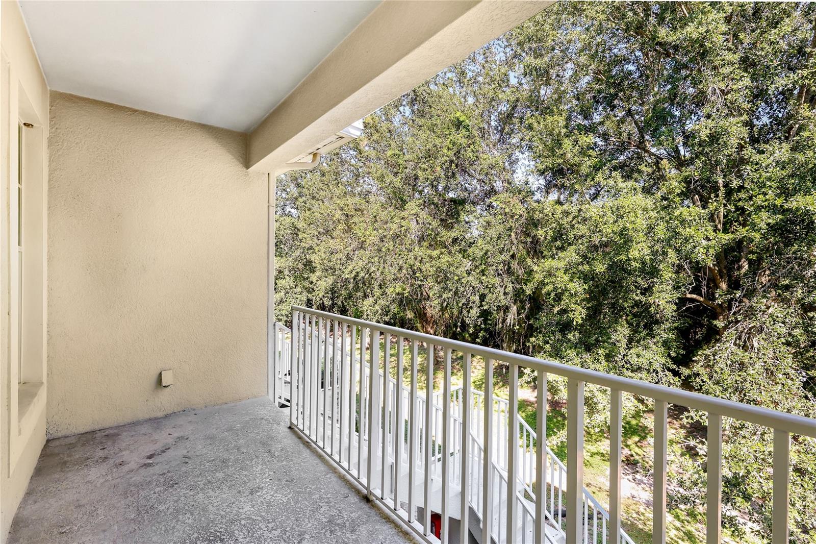 Image 9 of 32 For 2547 River Preserve Court