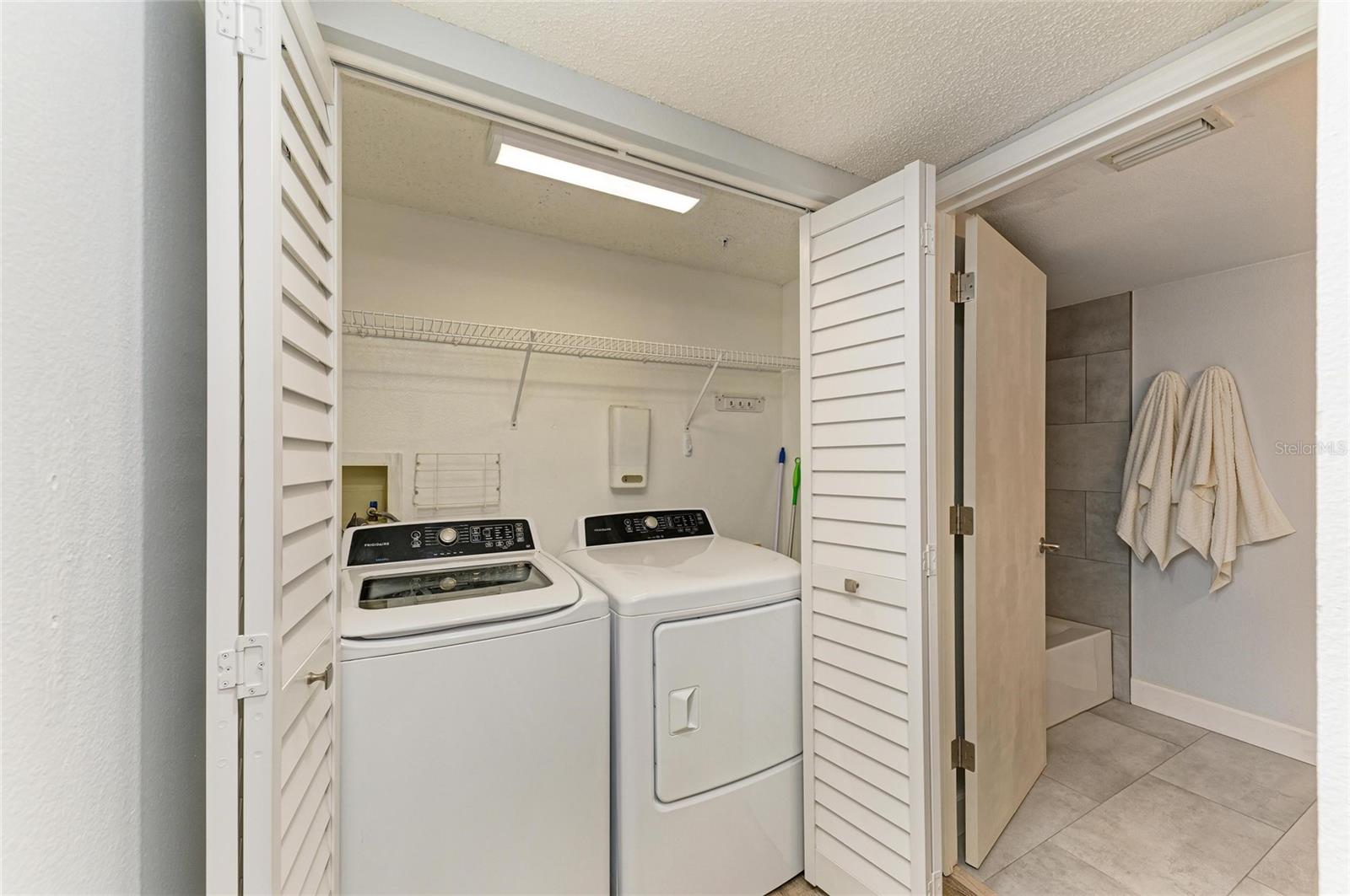 Image 26 of 50 For 9320 Clubside Circle 2104