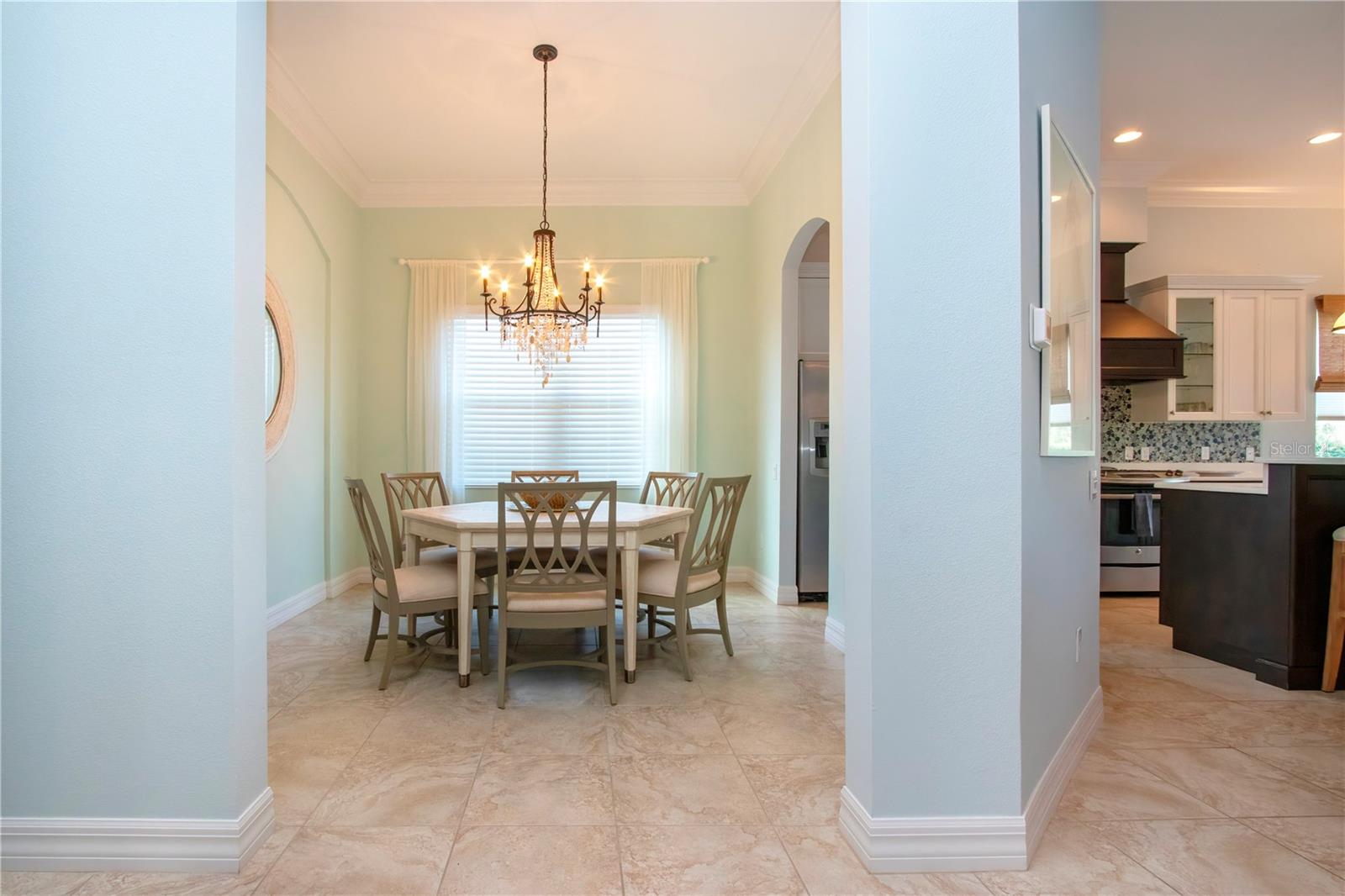 Image 22 of 84 For 4940 Tobermory Way