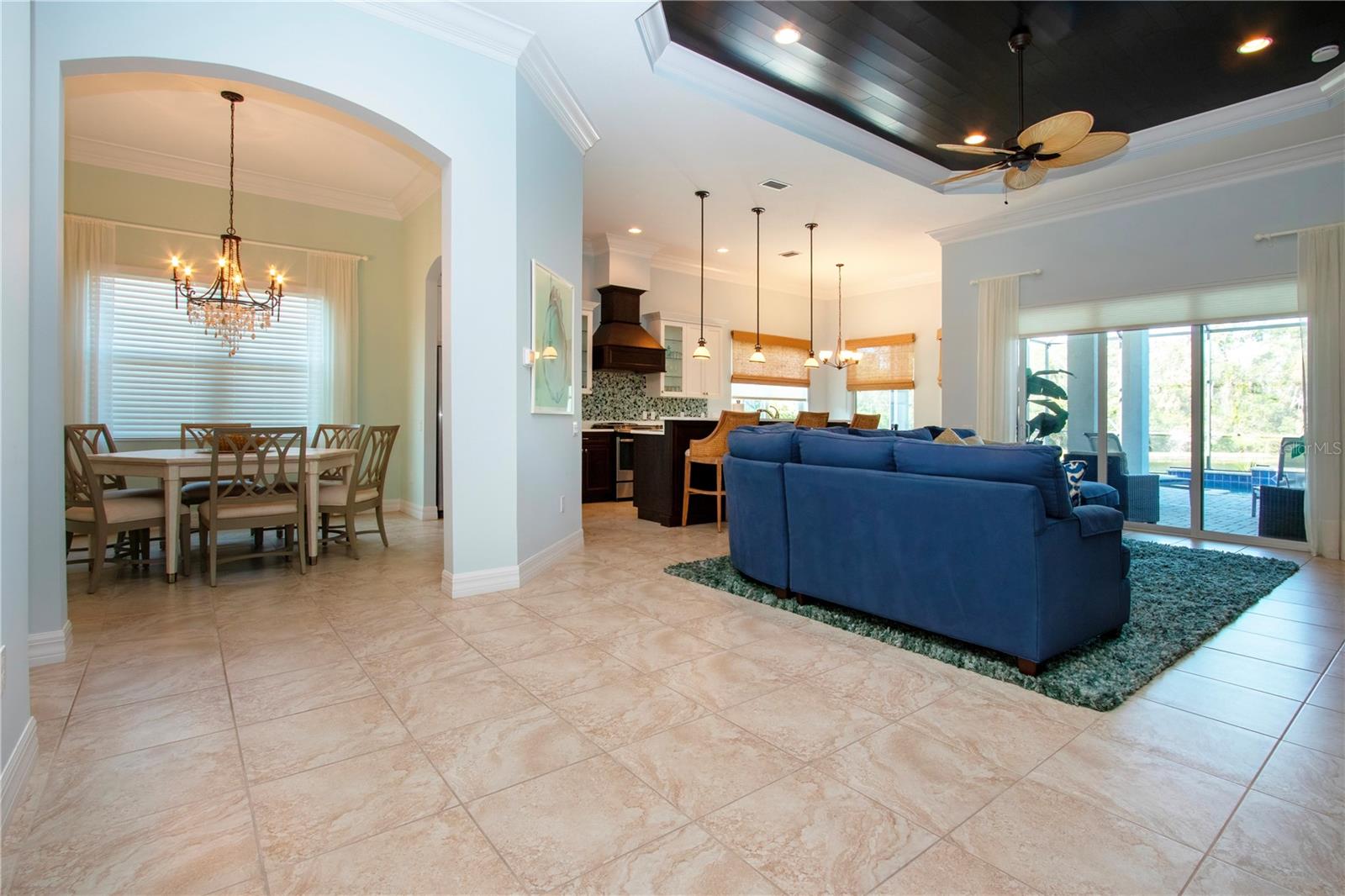 Image 4 of 84 For 4940 Tobermory Way