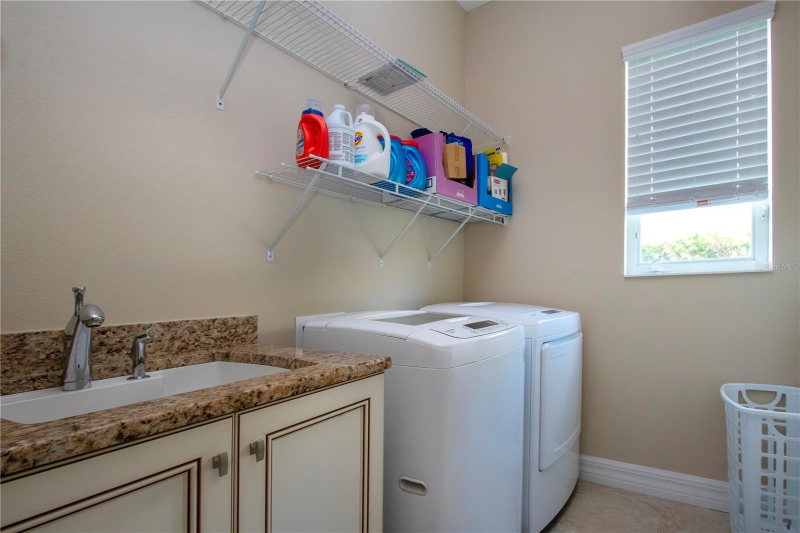 Image 42 of 84 For 4940 Tobermory Way