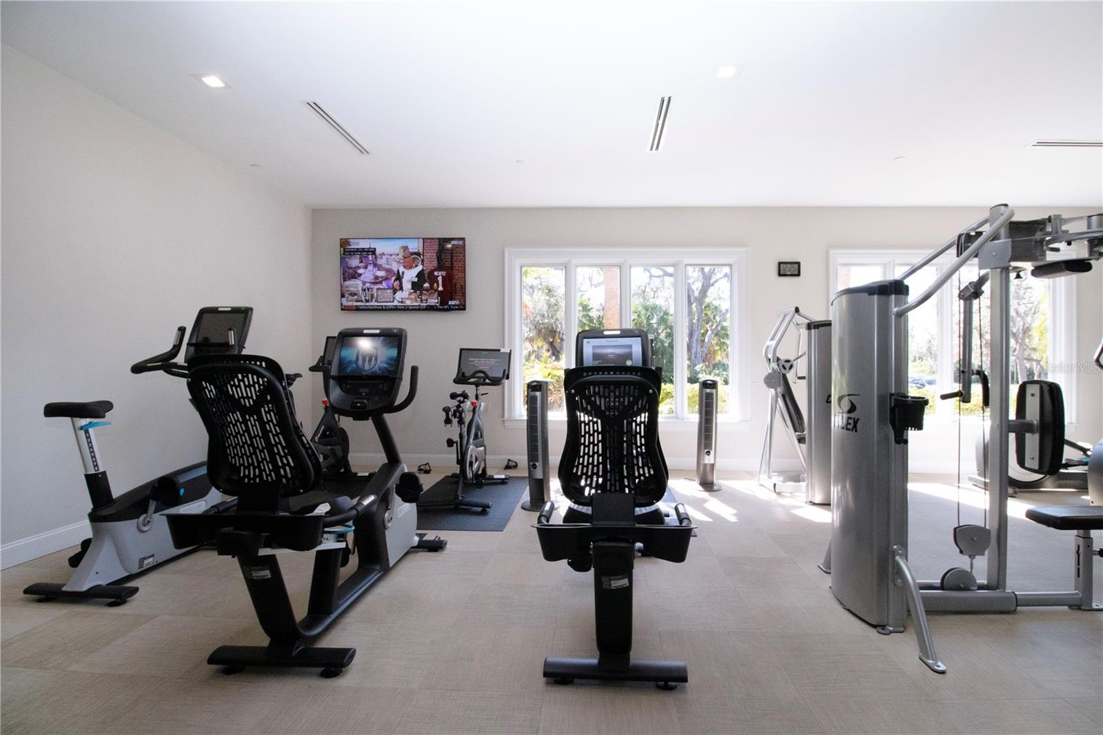 Image 69 of 84 For 4940 Tobermory Way