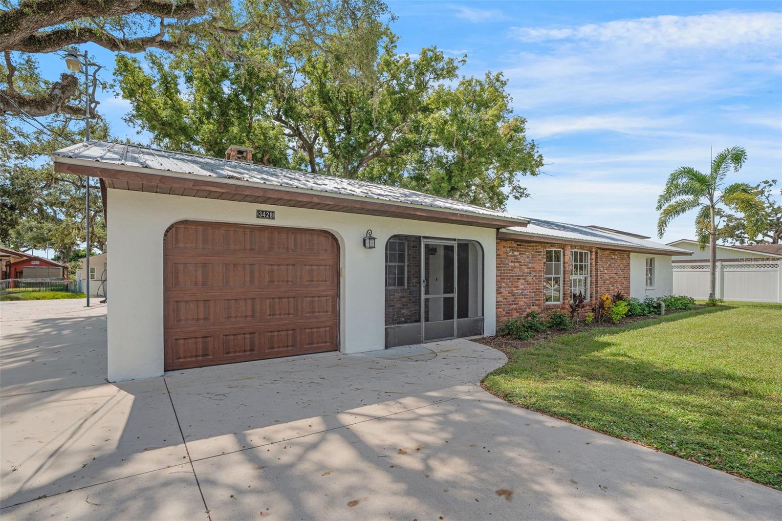 Image 2 of 38 For 3428 Hacienda Street