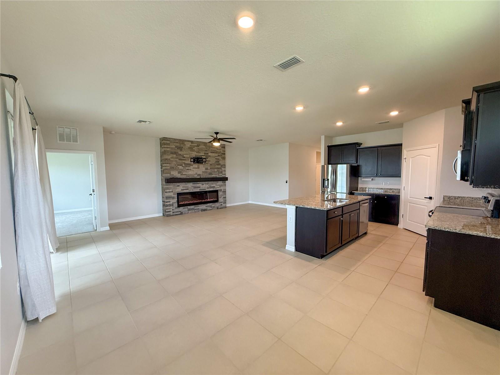 Image 3 of 19 For 13911 Mount Laurel Trail