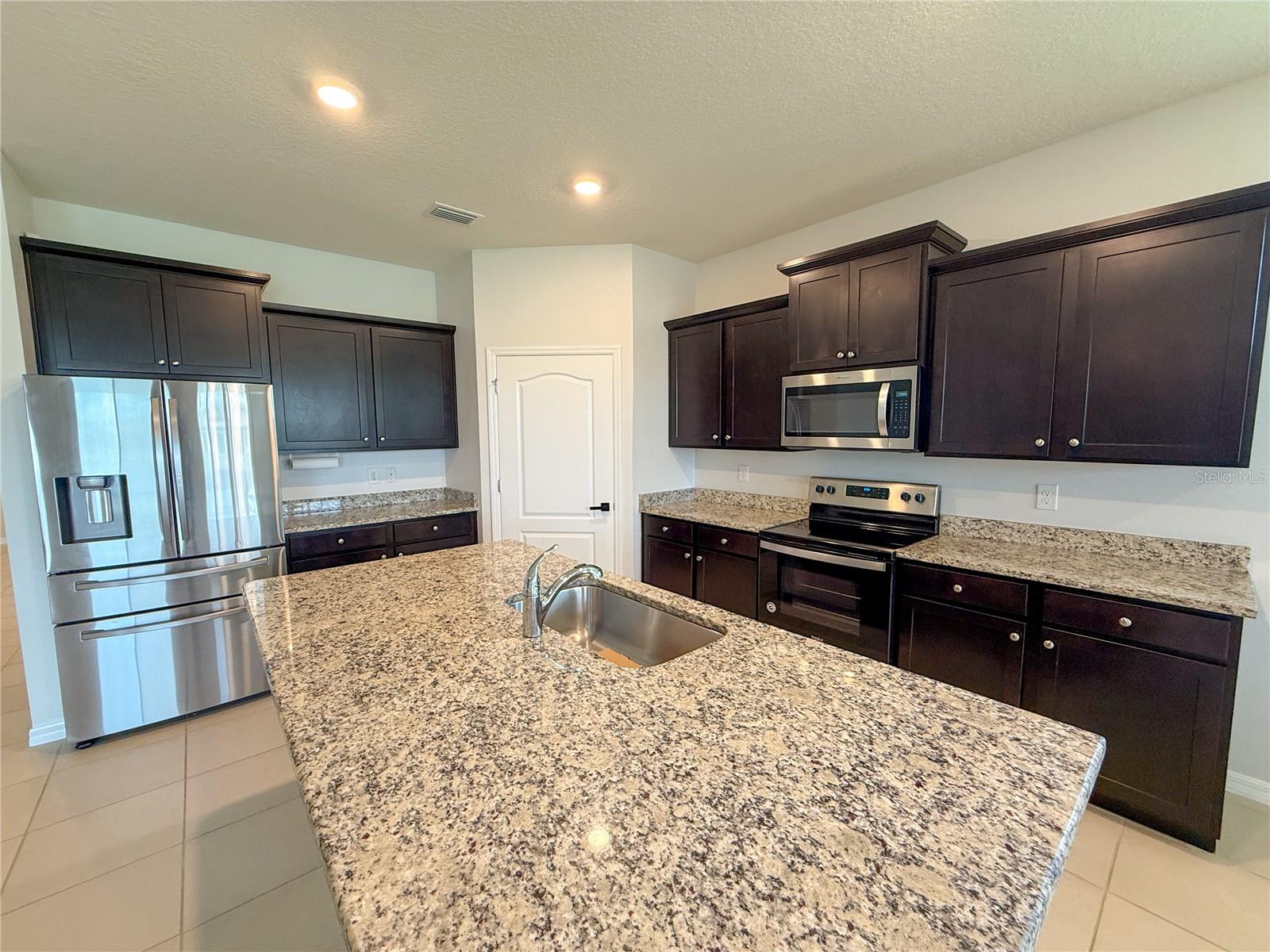 Image 4 of 19 For 13911 Mount Laurel Trail