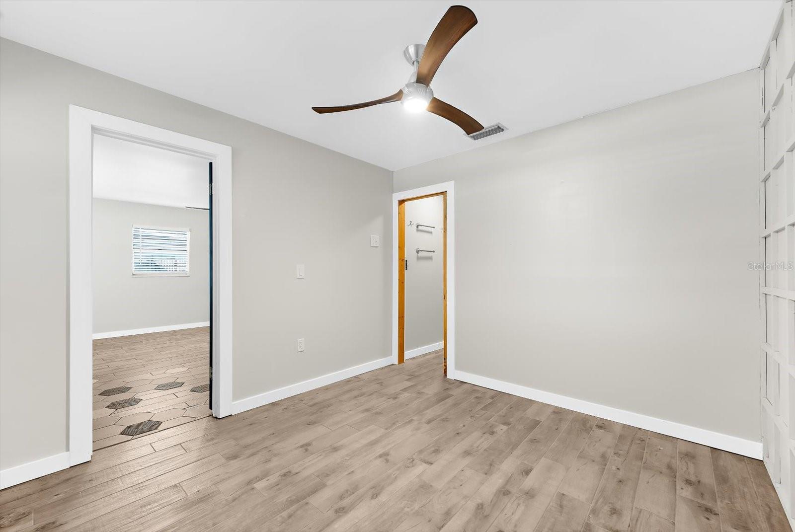 Image 18 of 58 For 904 66th Avenue W