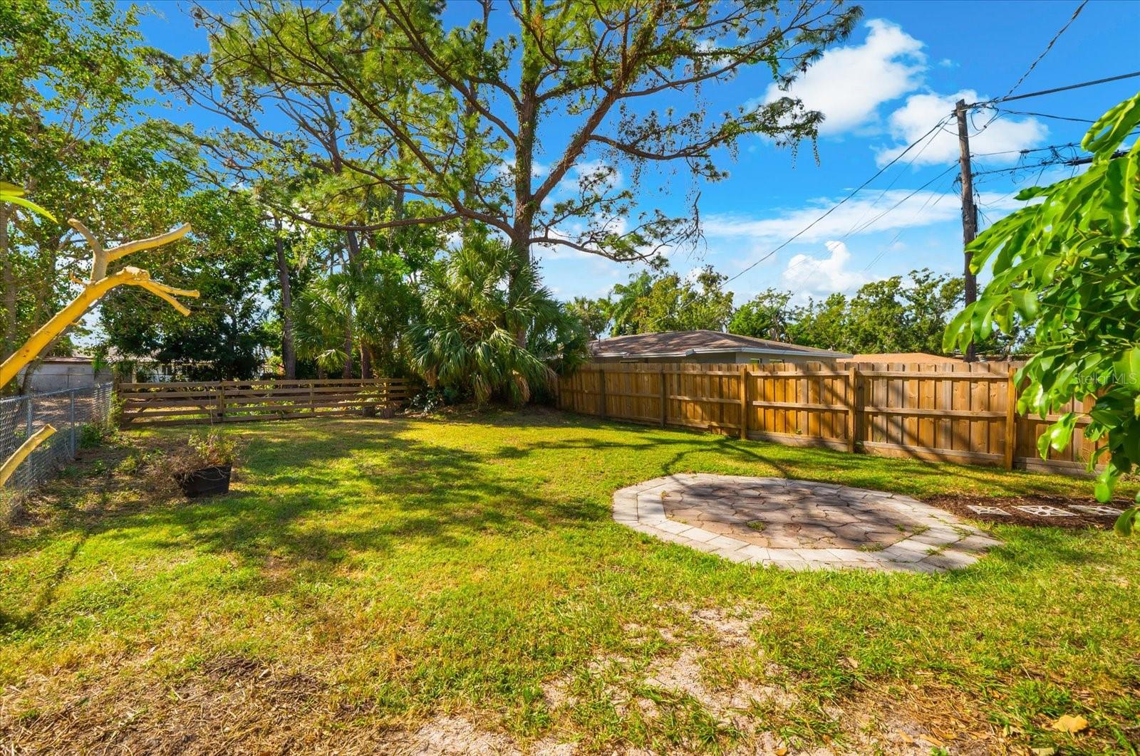 Image 46 of 58 For 904 66th Avenue W