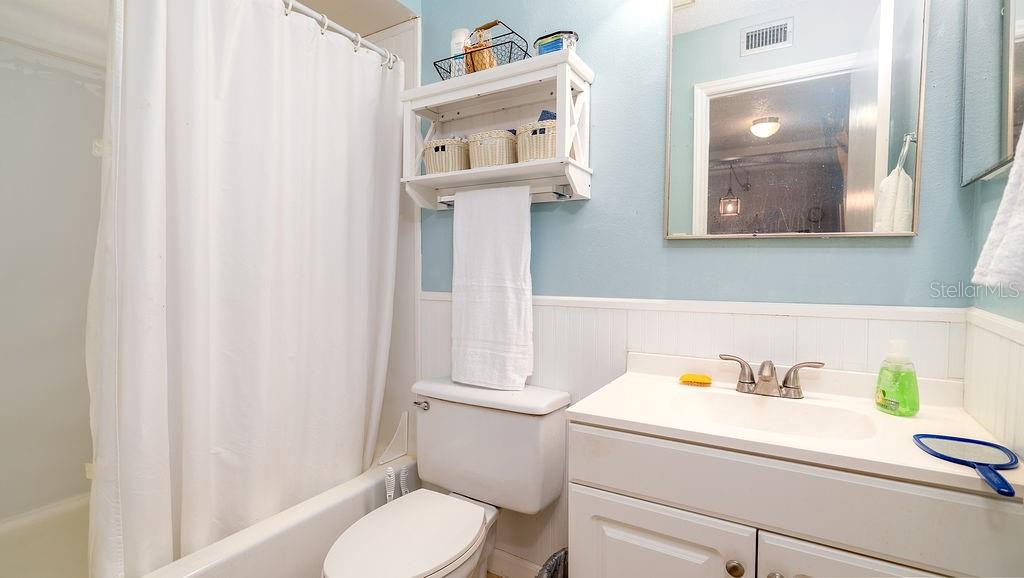Image 10 of 29 For 6033 34th Street W 94