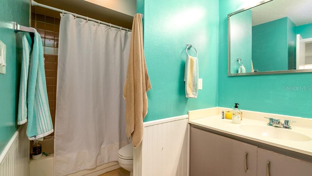 Image 15 of 29 For 6033 34th Street W 94