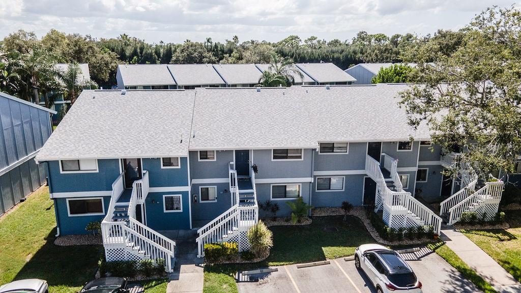 Image 2 of 29 For 6033 34th Street W 94
