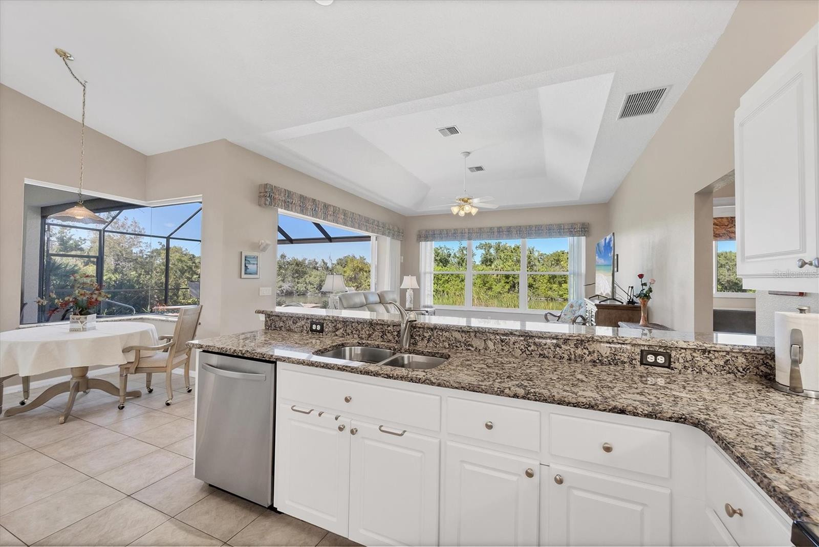 Image 15 of 62 For 498 Buttonbush Lane